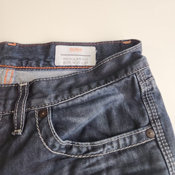 Hugo Boss Straight Leg Jeans Dark Washed - 32 x 34 - Picture 4 of 4